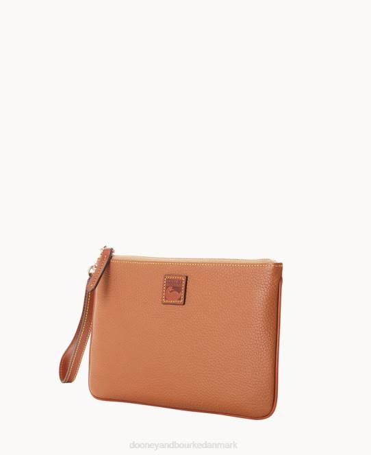 Dooney & Bourke småstenskorn stort armbånd JV0J4513 poser karamel