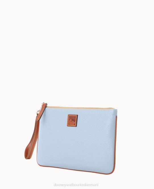 Dooney & Bourke småstenskorn stort armbånd JV0J4518 poser gletsjerblå