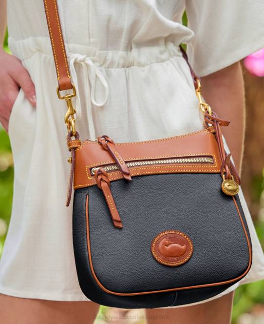 Dooney & Bourke all weather læder 3.0 crossbody med lynlås 23 JV0J1713 poser sort