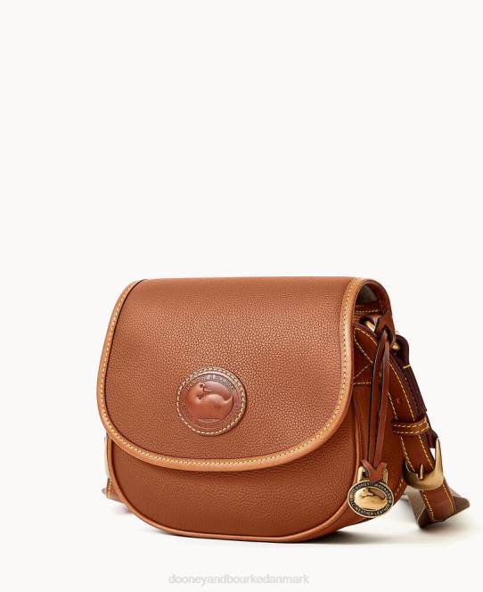 Dooney & Bourke alt vejr læder 3.0 sadel crossbody 20 JV0J1692 poser karamel