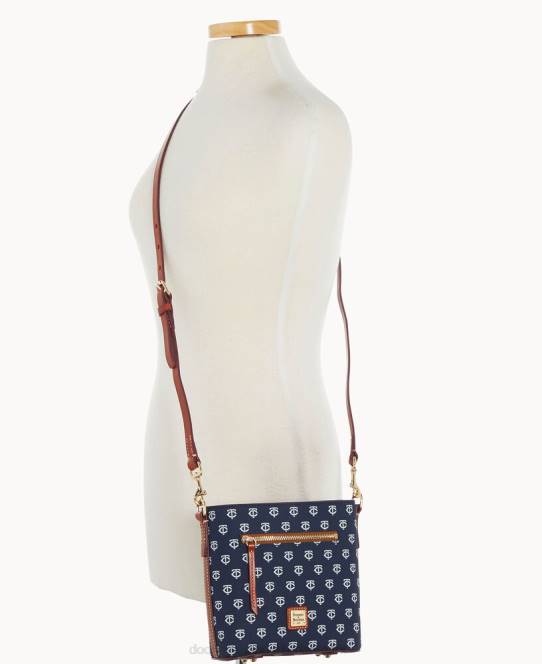 Dooney & Bourke mlb lille crossbody med lynlås JV0J1778 poser tvillinger