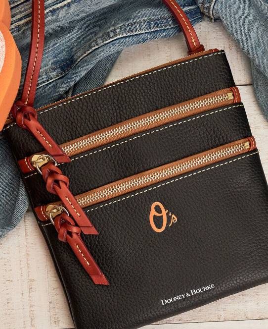 Dooney & Bourke mlb n s tredobbelt lynlås crossbody JV0J1773 poser orioler