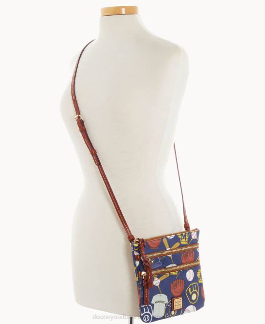 Dooney & Bourke mlb n s tredobbelt lynlås crossbody JV0J1785 poser bryggere
