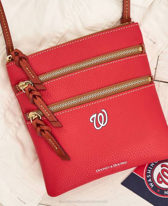 Dooney & Bourke mlb n s tredobbelt lynlås crossbody JV0J1793 poser statsborgere