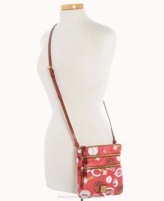 Dooney & Bourke mlb n s tredobbelt lynlås crossbody JV0J1812 poser røde
