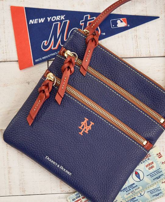 Dooney & Bourke mlb n s tredobbelt lynlås crossbody JV0J1873 poser mets