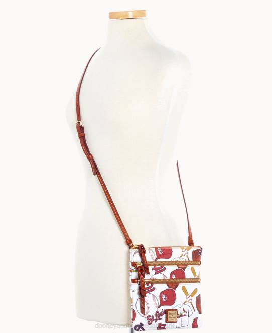 Dooney & Bourke mlb n s tredobbelt lynlås crossbody JV0J1906 poser kardinaler