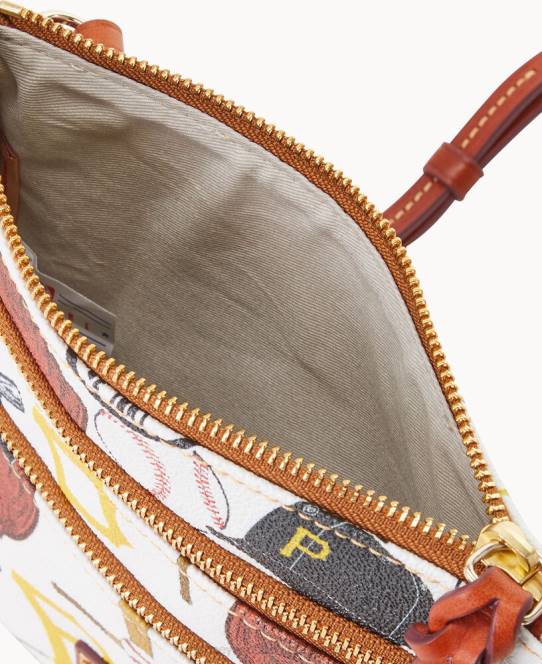 Dooney & Bourke mlb n s tredobbelt lynlås crossbody JV0J2088 poser pirater