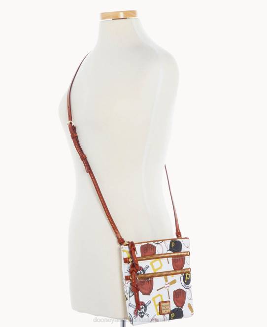 Dooney & Bourke mlb n s tredobbelt lynlås crossbody JV0J2088 poser pirater