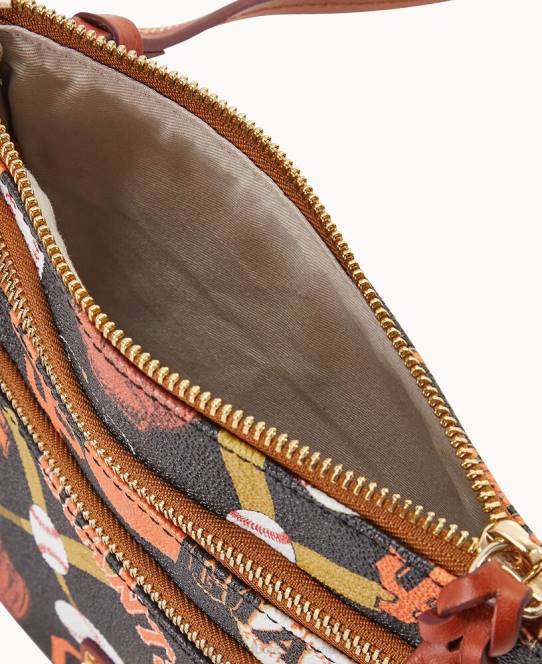 Dooney & Bourke mlb n s tredobbelt lynlås crossbody JV0J2092 poser kæmper