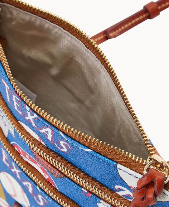 Dooney & Bourke mlb n s tredobbelt lynlås crossbody JV0J2136 poser rangers
