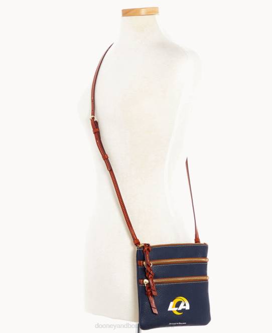 Dooney & Bourke nfl crossbody med tredobbelt lynlås JV0J1744 poser væddere