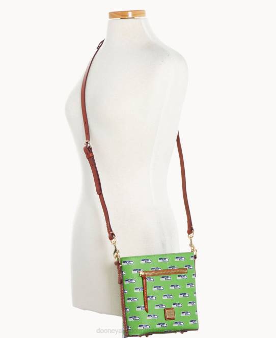 Dooney & Bourke nfl lille crossbody med lynlås JV0J2002 poser havhøge