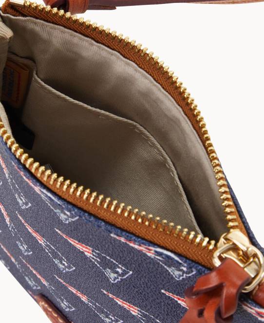 Dooney & Bourke nfl lille nord syd top zip crossbody JV0J2722 poser patrioter