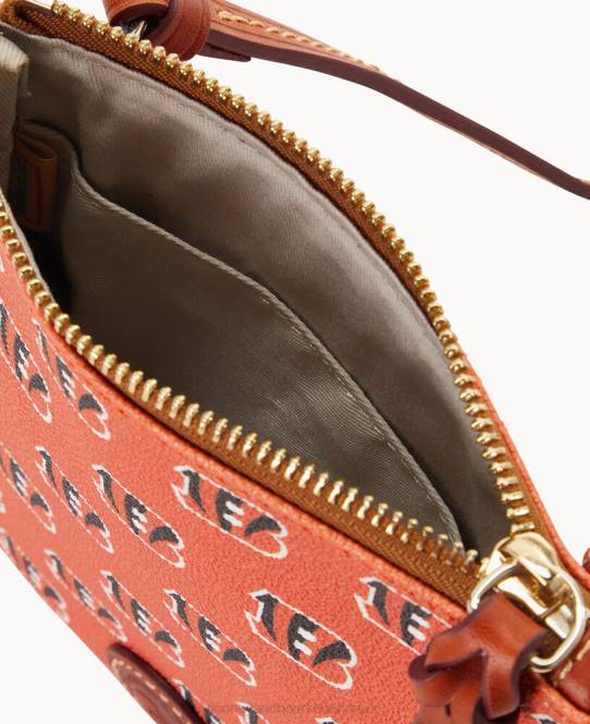 Dooney & Bourke nfl lille nord syd top zip crossbody JV0J2819 poser bengalerne