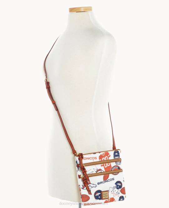 Dooney & Bourke nfl n s tredobbelt lynlås crossbody JV0J1743 poser broncos