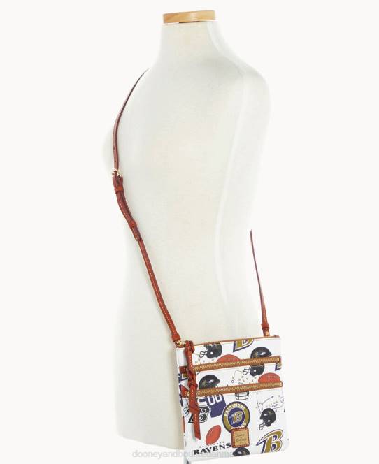 Dooney & Bourke nfl n s tredobbelt lynlås crossbody JV0J1926 poser ravne