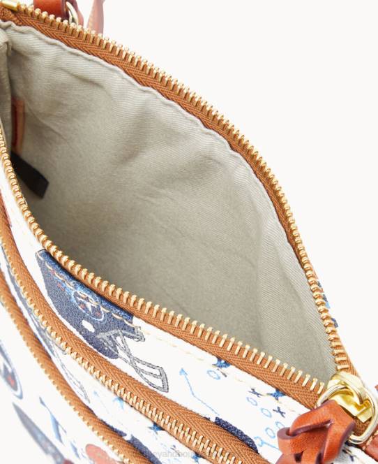 Dooney & Bourke nfl n s tredobbelt lynlås crossbody JV0J1932 poser titaner