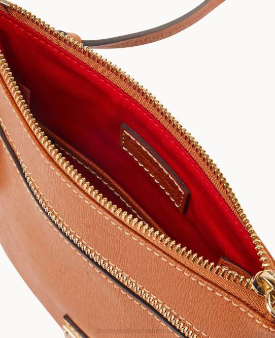 Dooney & Bourke saffiano dobbelt lynlås kvast crossbody JV0J2495 poser naturlig