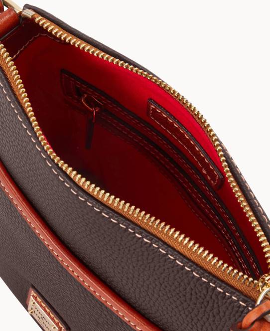 Dooney & Bourke småsten korn lille hverdag crossbody JV0J2578 poser brun tmoro