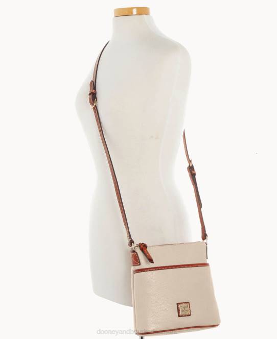 Dooney & Bourke småsten korn lille hverdag crossbody JV0J2579 poser knogle