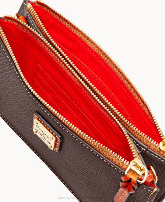 Dooney & Bourke stenkorn ella crossbody JV0J3063 poser brun tmoro