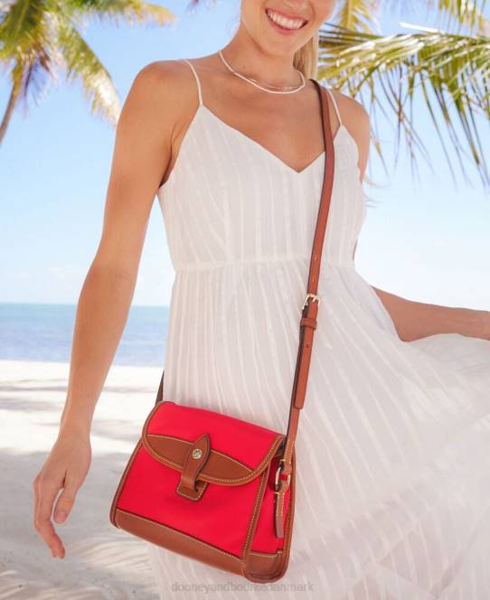 Dooney & Bourke wayfarer flap crossbody JV0J2106 poser sort