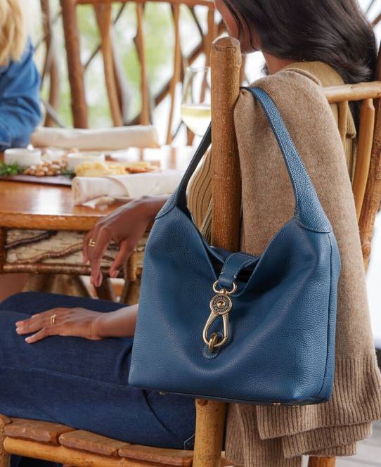 Dooney & Bourke småstens korn lille logo låsesæk JV0J2874 poser taupe
