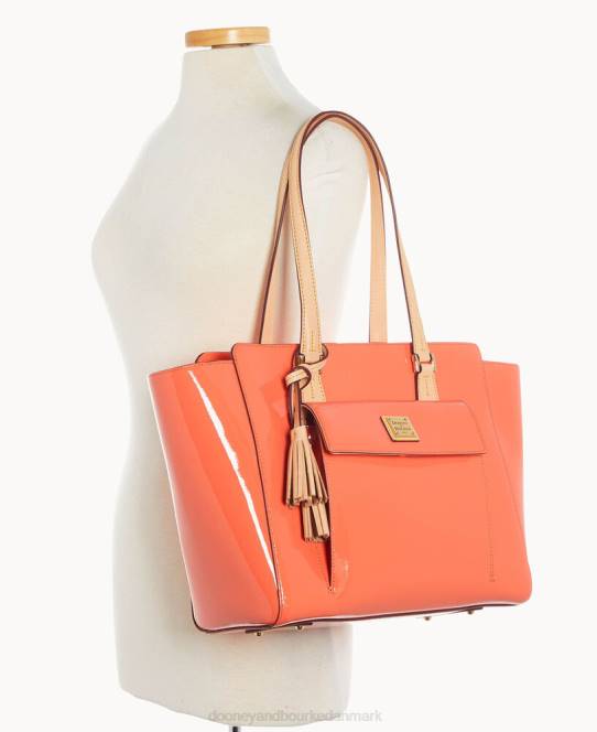 Dooney & Bourke patent øst vest shopper JV0J1327 poser koral