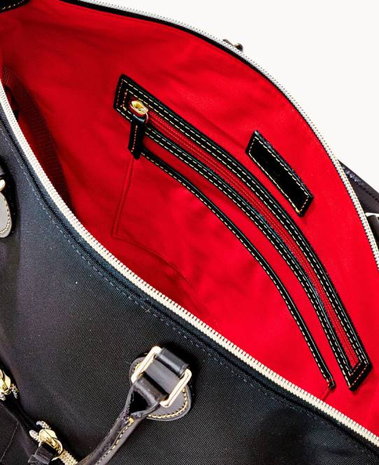 Dooney & Bourke nylon taske med stor lomme JV0J371 poser sort