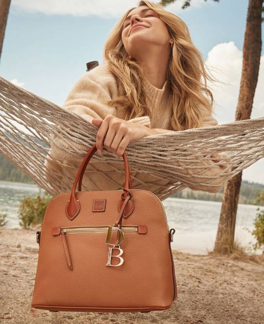 Dooney & Bourke småstenskorn stor kuppeltaske JV0J80 poser jeans